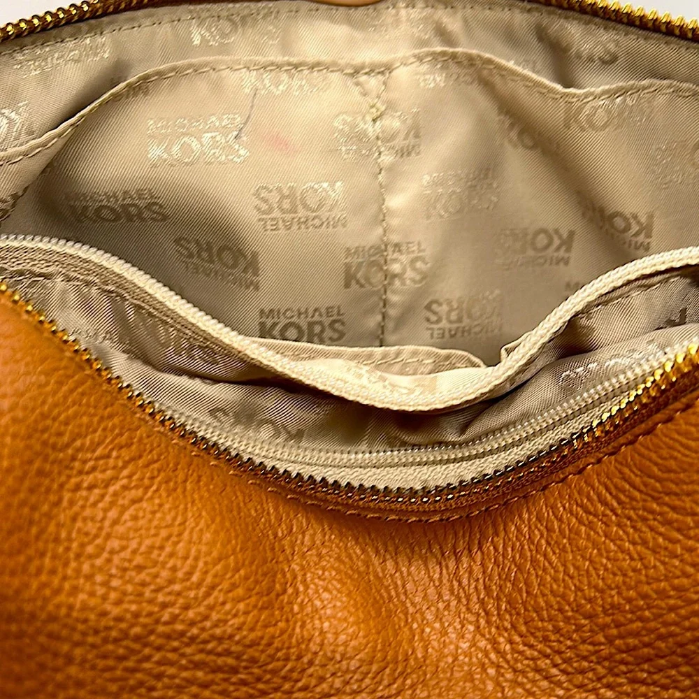Michael Kors Authentic Rich Cognac Brown and Gold Satchel Purse Bag 👜👜 - Picture 8 of 8